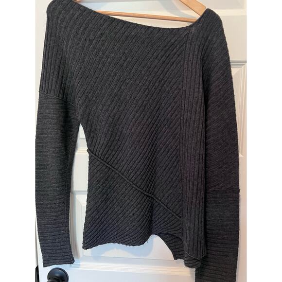 Free People Love & Harmony Off the Shoulder Sweater, Size S/P, Dark gray color - Picture 7 of 9